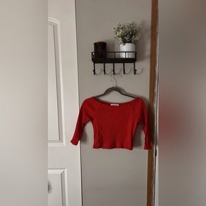 Quarter Sleeve Crop Top